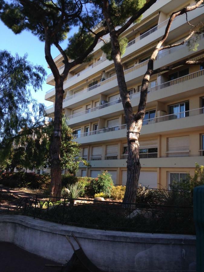 Апартаменты Le Cros De Cagnes Экстерьер фото